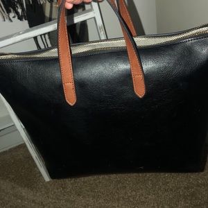 Kate and Alex zip top tote